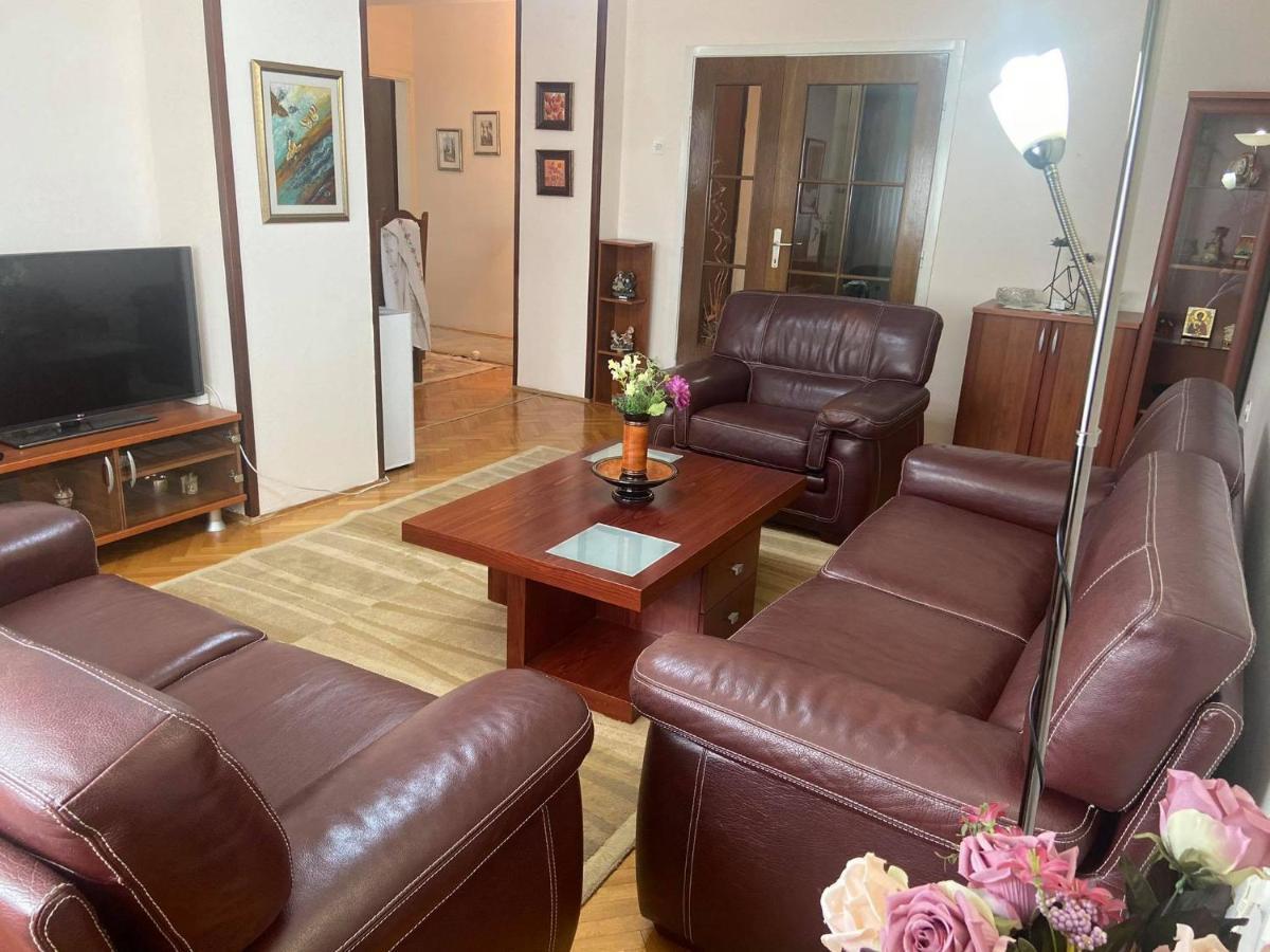 Family Apartment Ivanovic Скопье Экстерьер фото