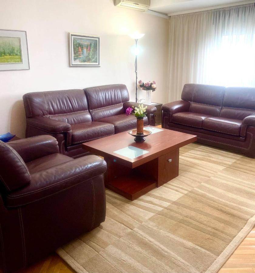 Family Apartment Ivanovic Скопье Экстерьер фото